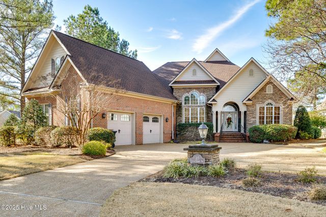 115 Legacy Lakes Drive, Wallace, NC 28466