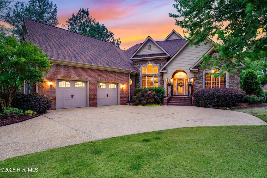 115 Legacy Lakes Drive, Wallace, NC 28466