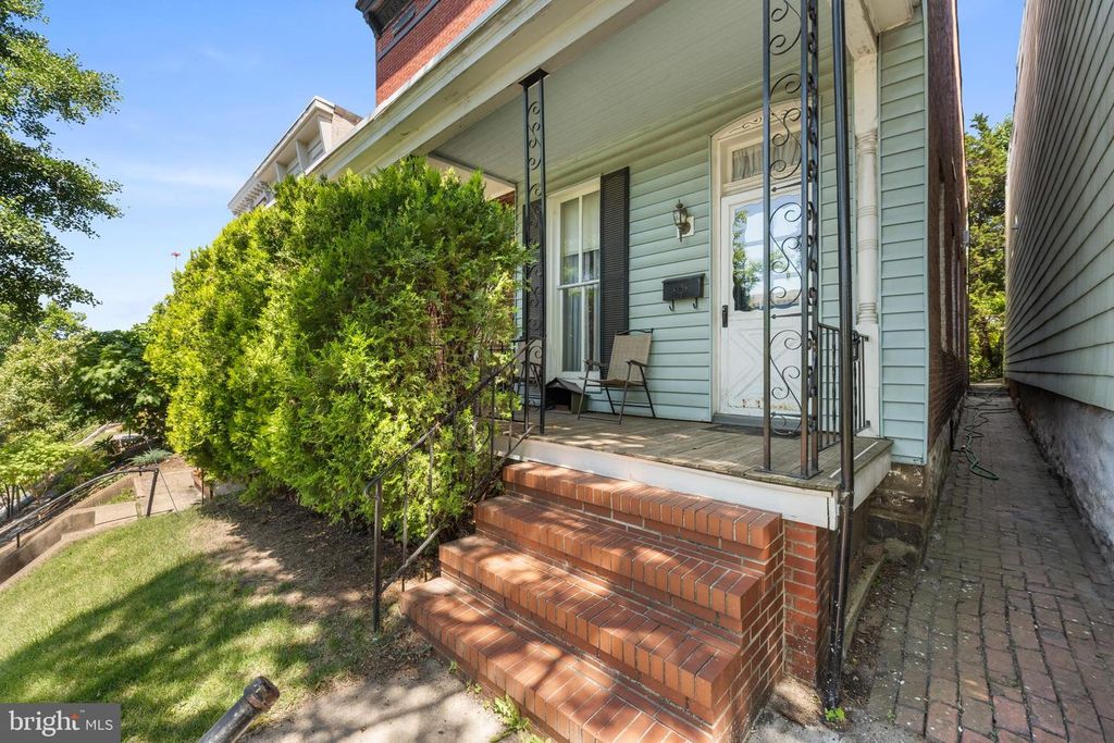 Image 1 of property listing at 1016 W 38TH ST, Baltimore, MD 21211