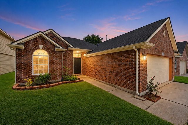 4007 Strawberry Court, Dickinson, TX 77539