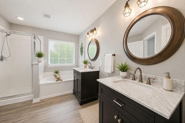 4007 Strawberry Court, Dickinson, TX 77539