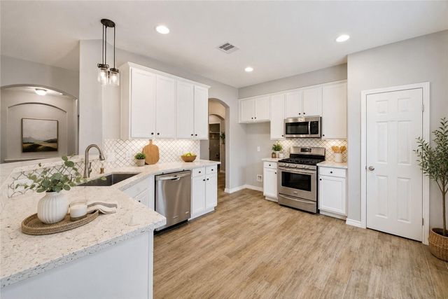 4007 Strawberry Court, Dickinson, TX 77539