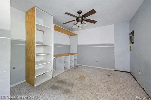2145 Oakville Waltz Road, Update, MI 48164
