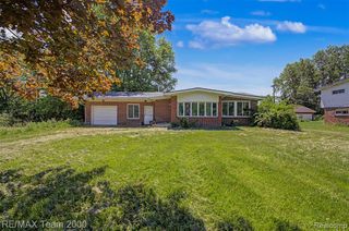 2145 Oakville Waltz Road, Update, MI 48164
