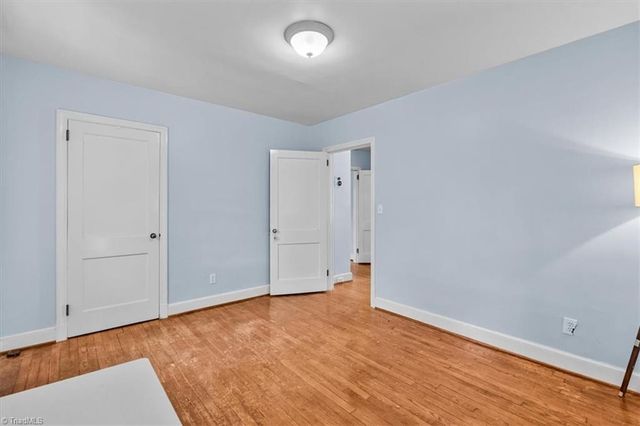 1106 GRAYLAND Street, Greensboro, NC 27408