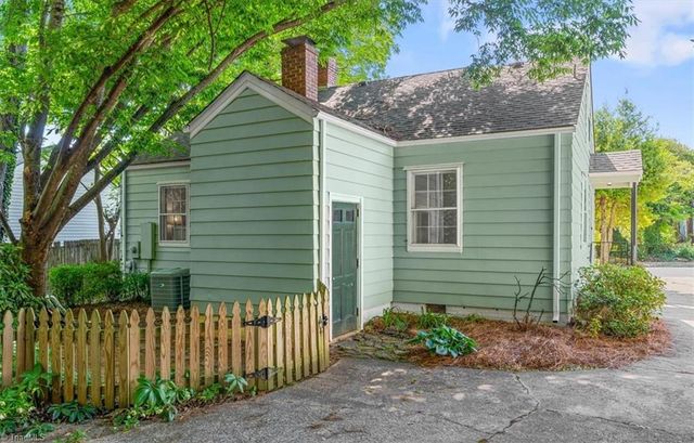 1106 GRAYLAND Street, Greensboro, NC 27408