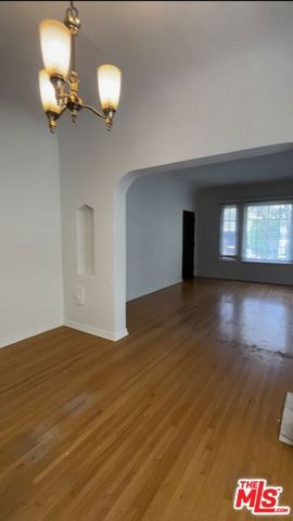 726 S Dunsmuir Avenue, Los Angeles, CA 90036
