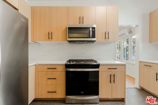726 S Dunsmuir Avenue, Los Angeles, CA 90036