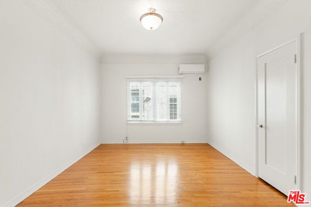 726 S Dunsmuir Avenue, Los Angeles, CA 90036
