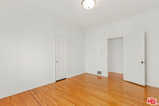 726 S Dunsmuir Avenue, Los Angeles, CA 90036