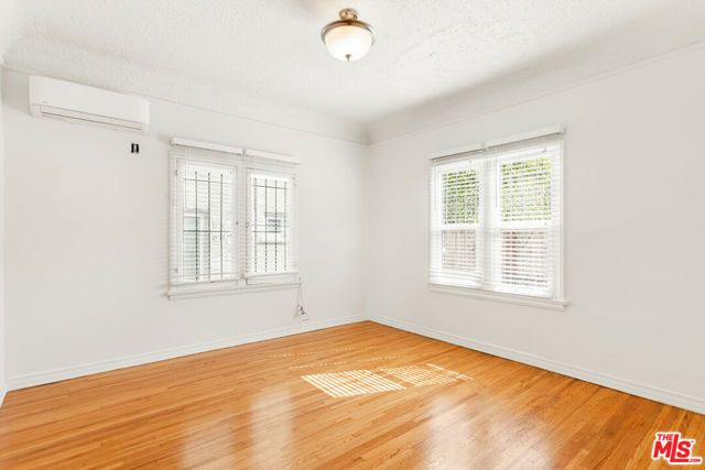 726 S Dunsmuir Avenue, Los Angeles, CA 90036