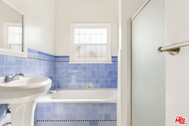 726 S Dunsmuir Avenue, Los Angeles, CA 90036