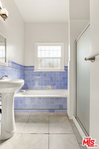726 S Dunsmuir Avenue, Los Angeles, CA 90036