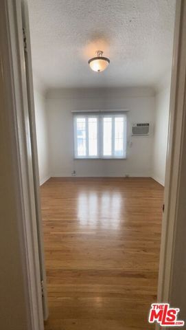 726 S Dunsmuir Avenue, Los Angeles, CA 90036