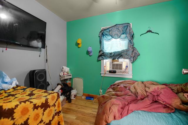 4757 S Rockwell Street, Chicago, IL 60632