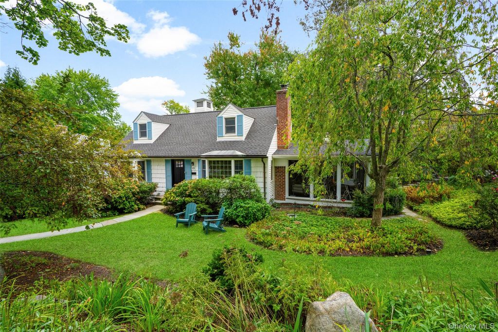 105 Havilands Lane, White Plains, NY 10605 — photo 2