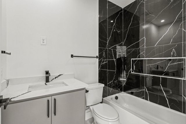 3424 Ladd Street, Dallas, TX 75212