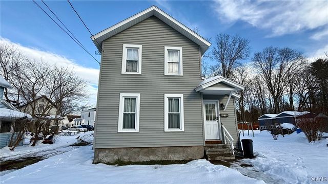 16 Candee Street, Schroeppel, NY 13135