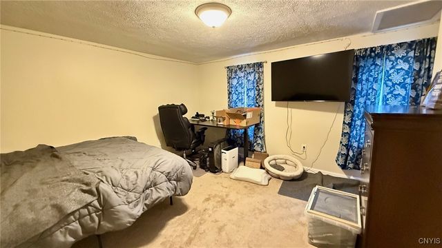 16 Candee Street, Schroeppel, NY 13135