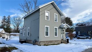 16 Candee Street, Schroeppel, NY 13135