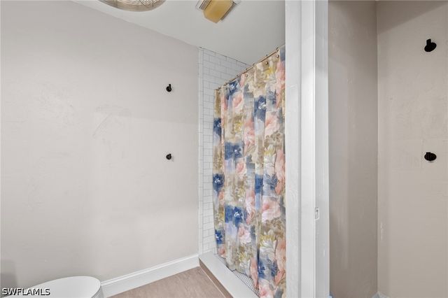 7195 Reymoor DR, North Fort Myers, FL 33917