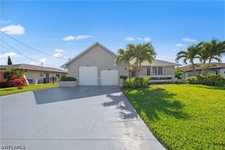 7195 Reymoor DR, North Fort Myers, FL 33917
