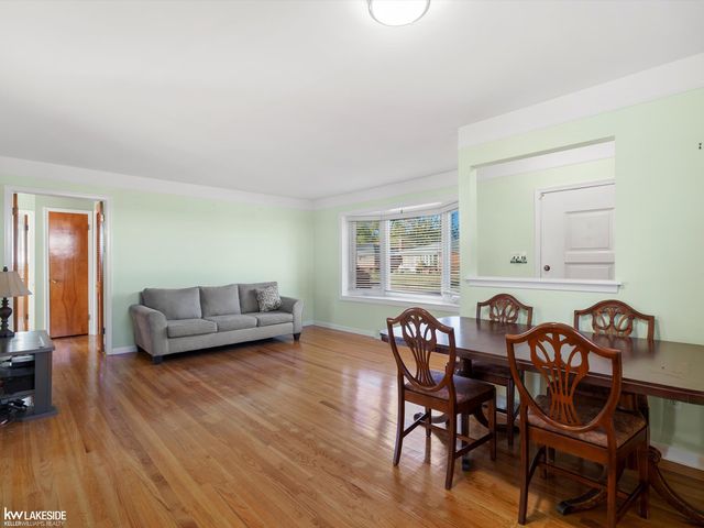 24410 Loretta, Warren, MI 48091