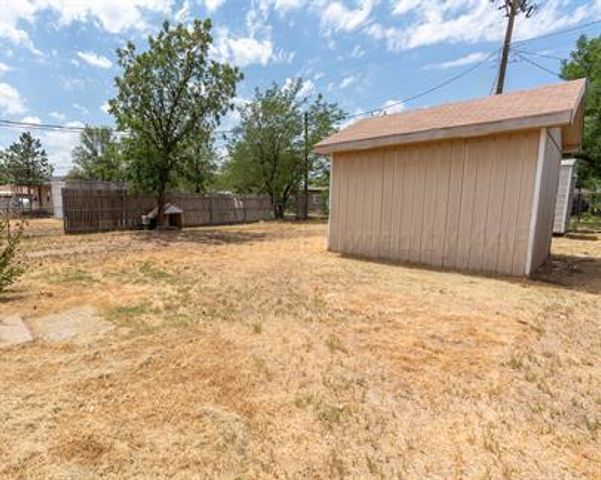 1604 S Arthur Street, Amarillo, TX 79102