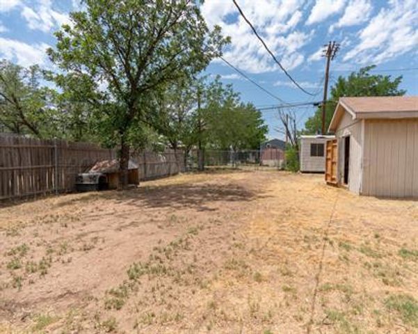 1604 S Arthur Street, Amarillo, TX 79102