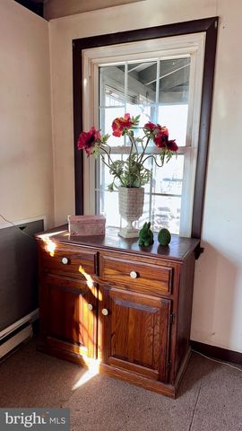 1336 OLD WINCHESTER RD, Boyce, VA 22620