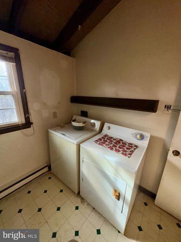 1336 OLD WINCHESTER RD, Boyce, VA 22620