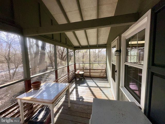 1336 OLD WINCHESTER RD, Boyce, VA 22620