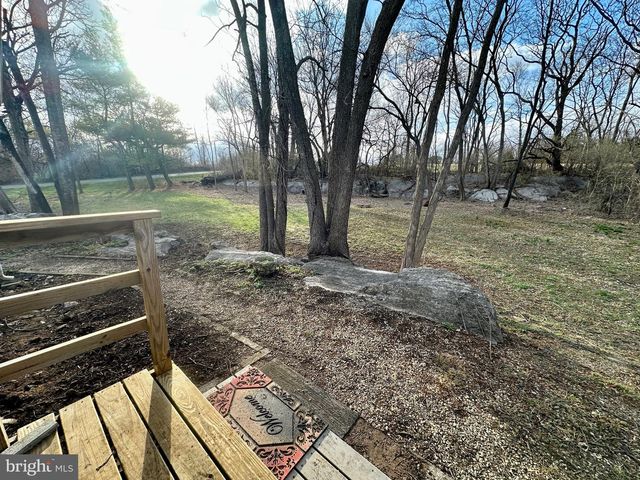 1336 OLD WINCHESTER RD, Boyce, VA 22620