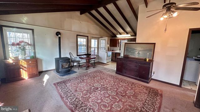 1336 OLD WINCHESTER RD, Boyce, VA 22620