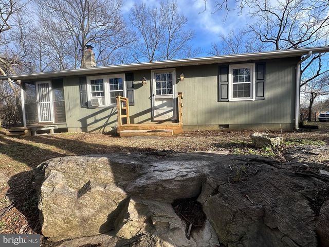 1336 OLD WINCHESTER RD, Boyce, VA 22620