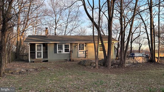 1336 OLD WINCHESTER RD, Boyce, VA 22620