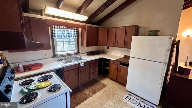 1336 OLD WINCHESTER RD, Boyce, VA 22620