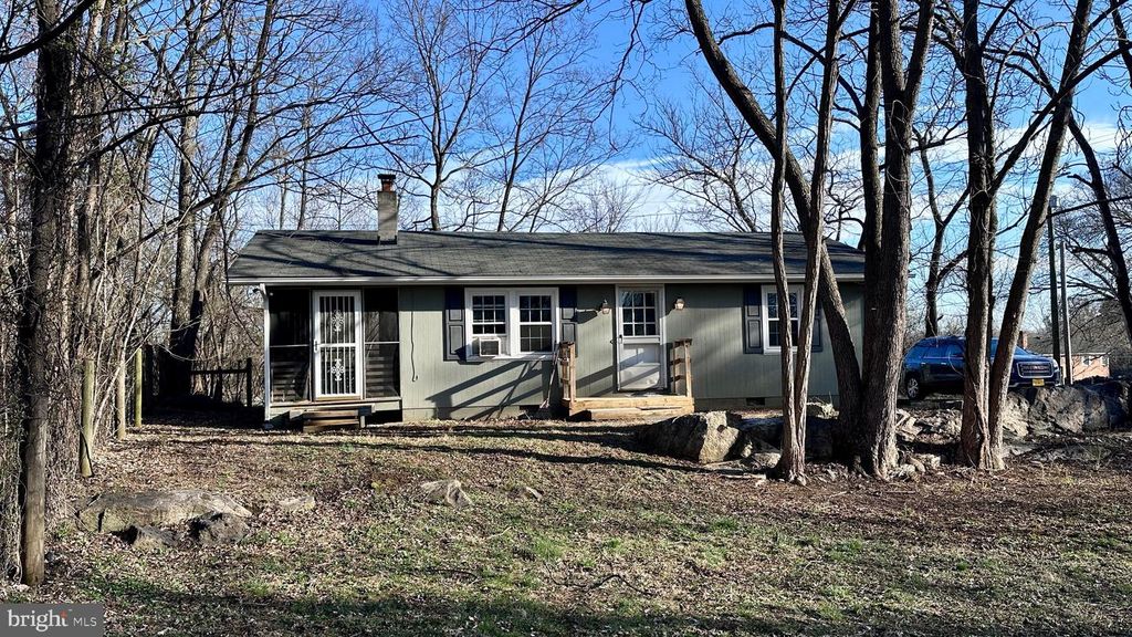 1336 OLD WINCHESTER RD, Boyce, VA 22620