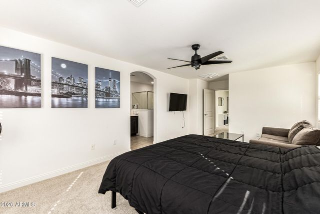 5058 S CHASSIS --, Mesa, AZ 85212