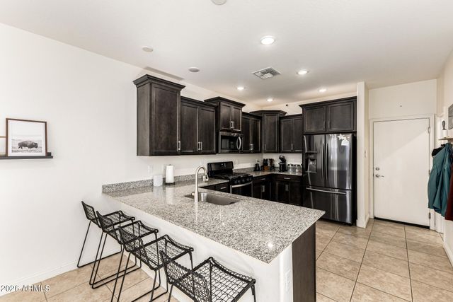 5058 S CHASSIS --, Mesa, AZ 85212