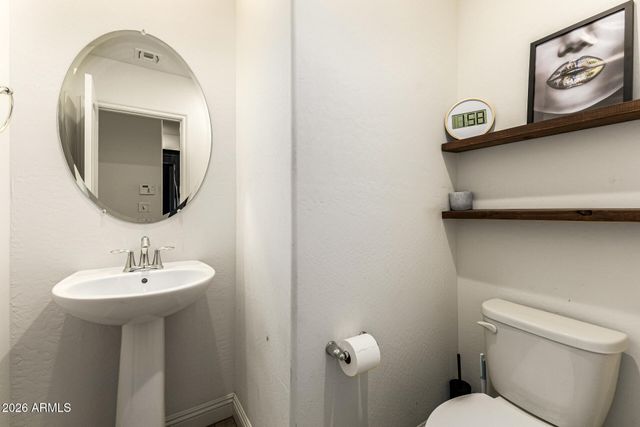 5058 S CHASSIS --, Mesa, AZ 85212