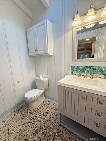 615 Saint Anns, Laguna Beach, CA 92651