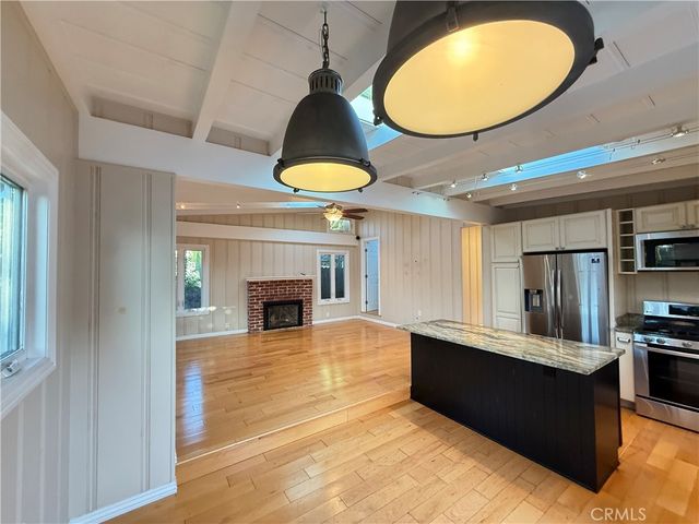 615 Saint Anns, Laguna Beach, CA 92651