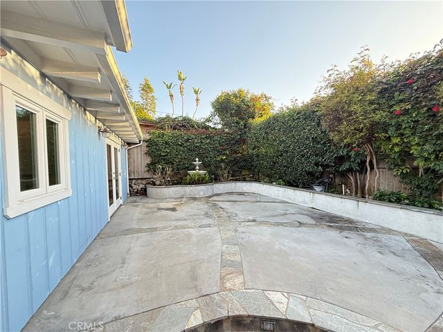 615 Saint Anns, Laguna Beach, CA 92651