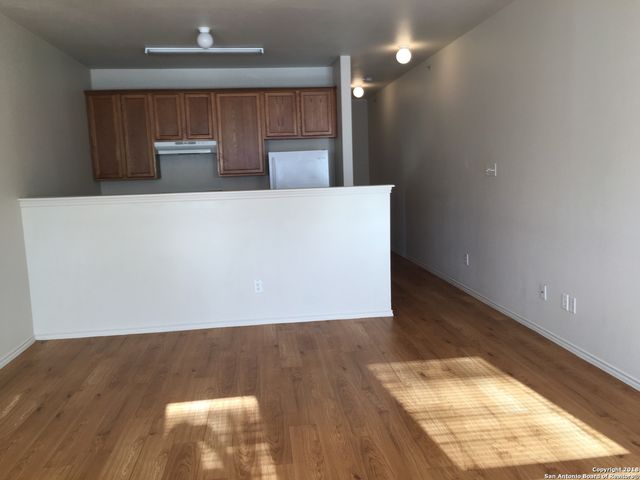 10715 Mathom Lndg Apt 1, Universal City, TX 78148