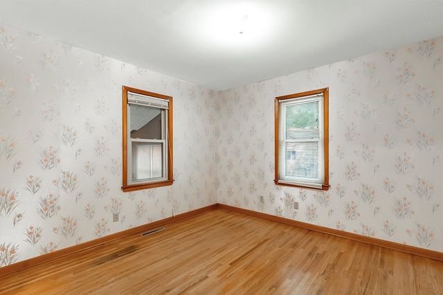 419 N Kokomo Ave, Derby, KS 67037