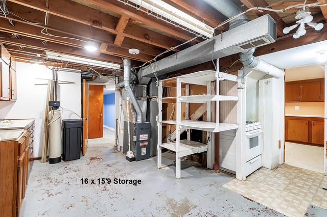 419 N Kokomo Ave, Derby, KS 67037