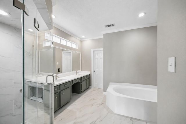 7915 Huddersfield Court, Spring, TX 77379
