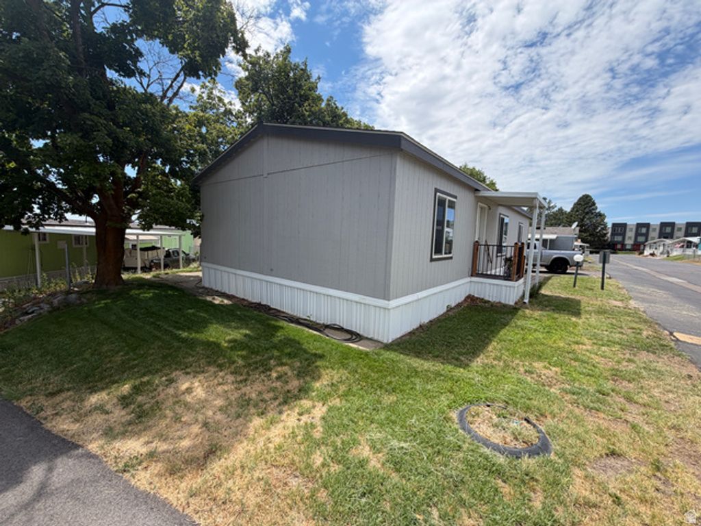 55 N SUNSET DR #55, Layton, UT 84041 — photo 2