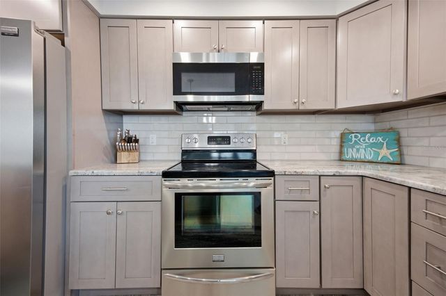 1460 GULF BOULEVARD 501, Clearwater, FL 33767